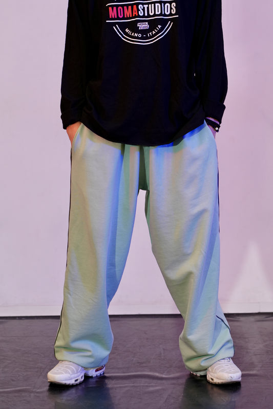 PANTALONE OVERSIZE "STUDIO FLOW" verde pastello