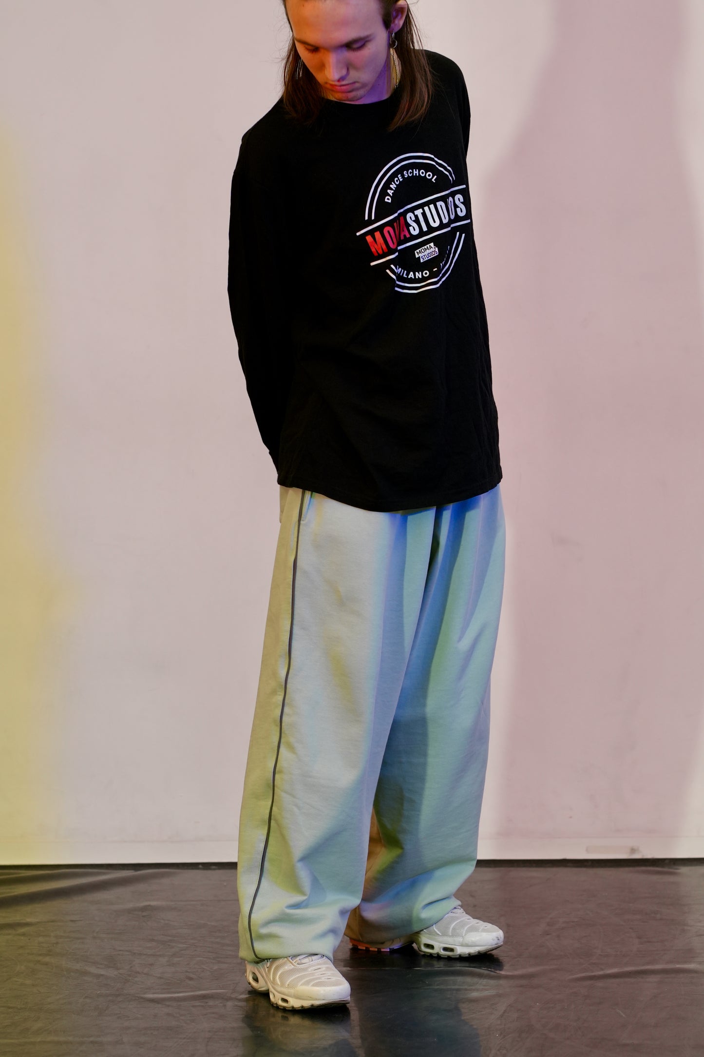 PANTALONE OVERSIZE "STUDIO FLOW" verde pastello