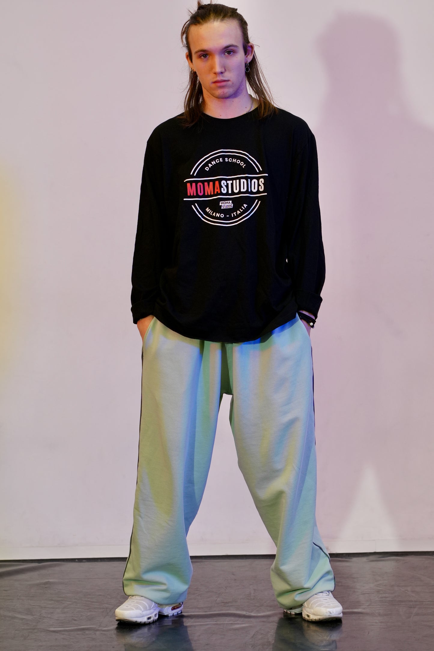 PANTALONE OVERSIZE "STUDIO FLOW" verde pastello